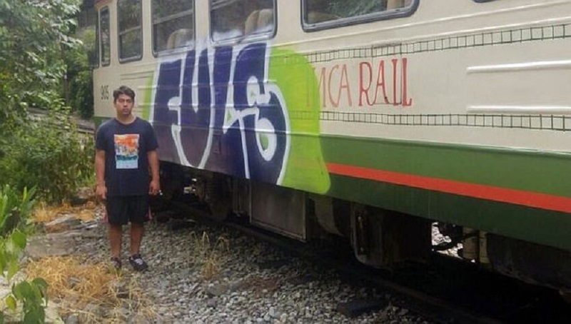 Chileno es detenido en cercanías a Machu Picchu por realizar graffiti