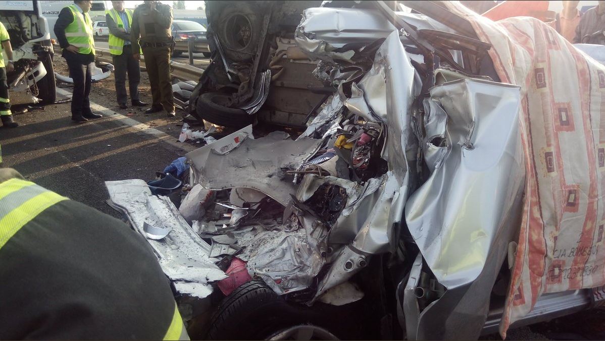 Tres personas mueren en accidente de tránsito en Ruta 5 Sur